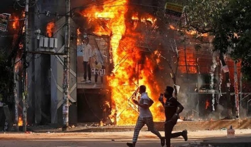 बांग्लादेश में एक बार फिर हुई हिंसा, शेख हसीना की पार्टी के लोगों को बनाया गया निशान।