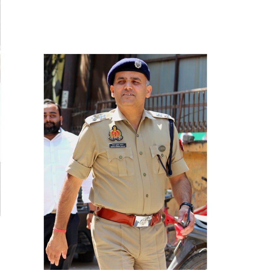 Hardoi News: फरियादी की विनती न सुनना SSI को भारी पड़ा, SP ने सस्पेंड किया, कहा कि शिथिलता दर्शाने पर होगी कार्रवाई