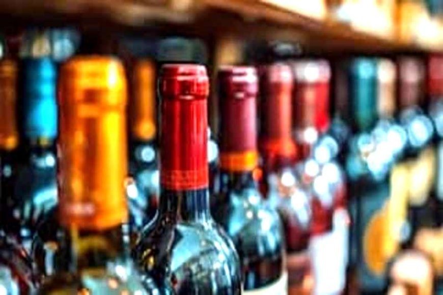 Lucknow News: देशी मदिरा की 42 दुकानों, भांग की 22 दुकानों तथा 05 मॉडल शॉप्स का व्यवस्थापन हुआ