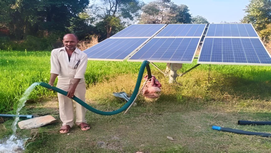 Lucknow News: बुंदेलखंड में पानी के साथ साथ हो रही  ‘बिजली की खेती’,  खेत तालाब योजना और सौर ऊर्जा के जरिये साकार होगा यह सपना