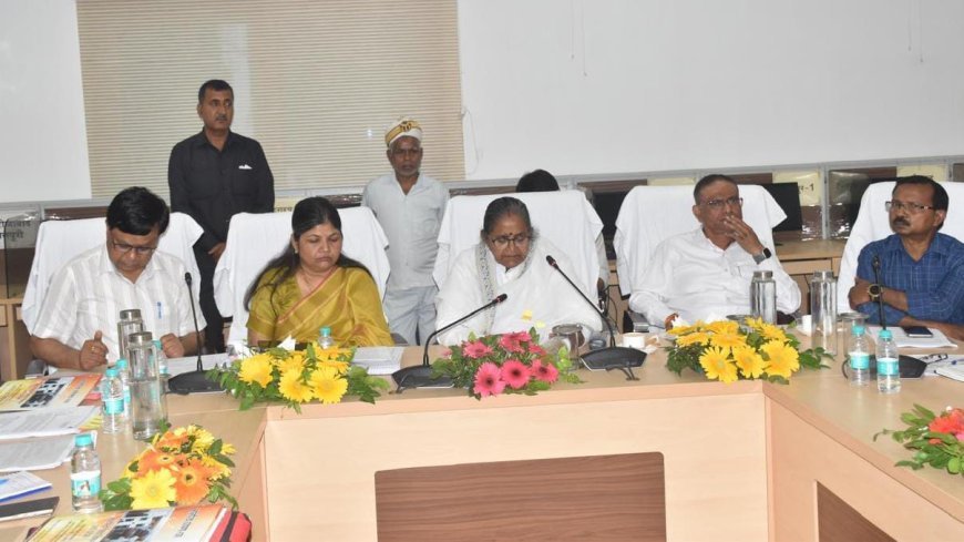 Lucknow News: वन ट्रिलियन डॉलर की अर्थव्यवस्था के लक्ष्य में माध्यमिक शिक्षा विभाग निभा रहा अहम भूमिका : मंत्री गुलाब देवी