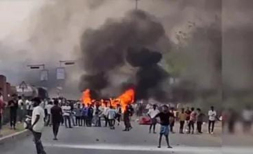 PB News: वक्फ बिल के खिलाफ हिंसक प्रदर्शन, अब तक तीन की मौत 15 पुलिसकर्मी घायल।