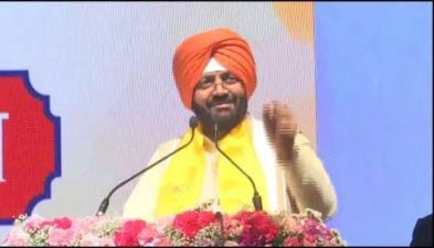 Bihar News: सम्राट चौधरी के नेतृत्व में लड़ा जाएगा विधानसभा चुनाव, बिहार में बोले नायब सिंह सैनी।