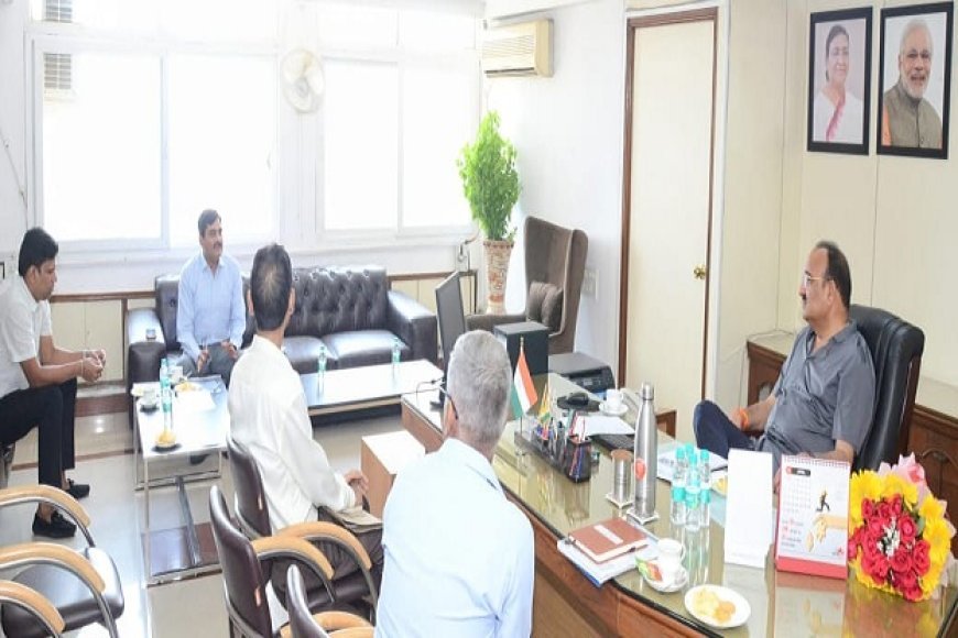 Lucknow News: किसानों की भलाई हेतु विभागीय योजनाओं को धरातल पर उतारने के दिए निर्देश- मंडी परिषद की आय में हुई 16.17 प्रतिशत की वृद्धि। 