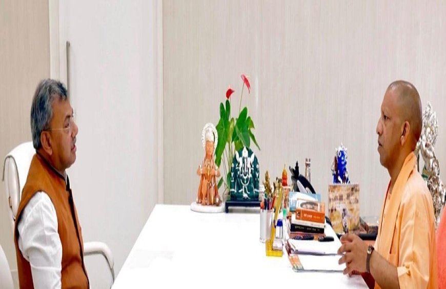 Saharanpur News: CM योगी आदित्यनाथ से मिले महापौर डॉक्टर अजय कुमार सिंह।