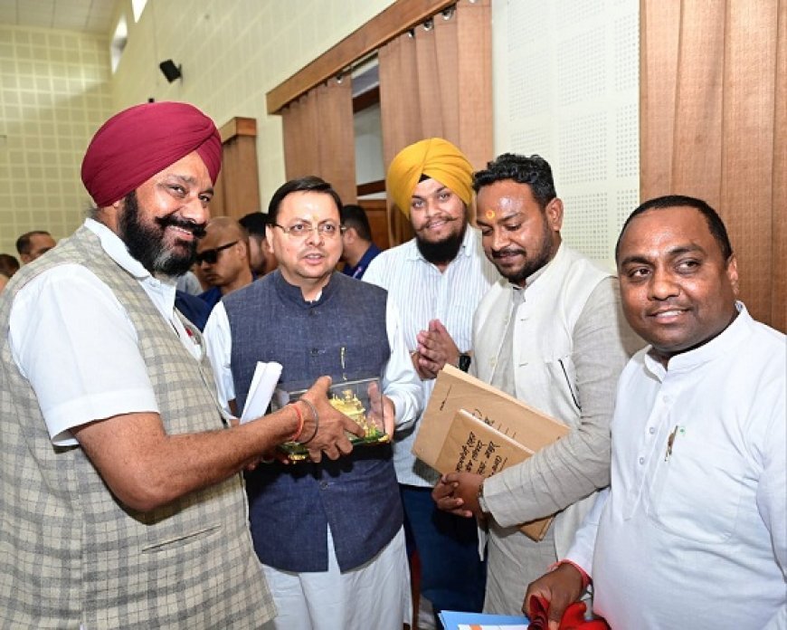 Uttarakhand News: बाजपुर के प्रतिनिधि मंडल मुख्यमंत्री पुष्कर सिंह धामी से की भेंट। 