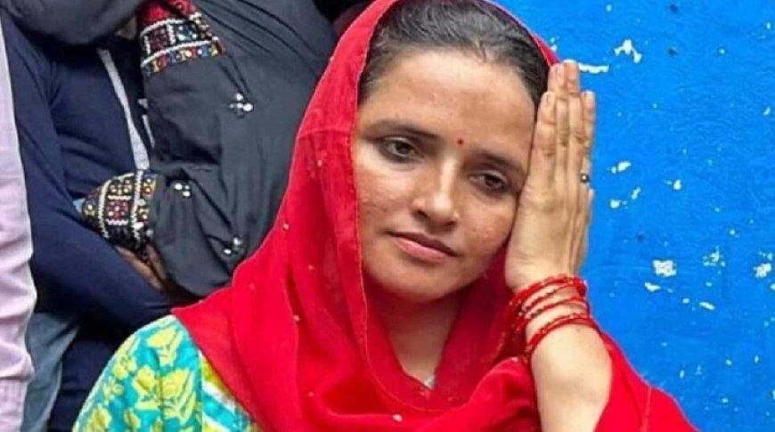 Pahalgam Attack Update: सीमा हैदर की बढ़ी मुश्किलें- पहलगाम हमले के बाद सरकार का कड़ा कदम, पाकिस्तानियों को 48 घंटे का अल्टीमेटम। 