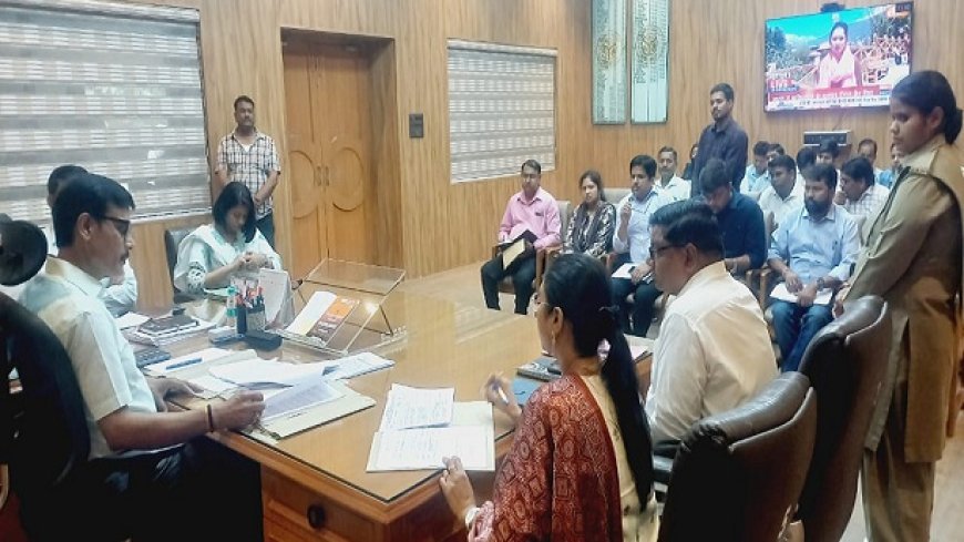 Hardoi News: वंदन योजना के सम्बन्ध में हुई बैठक, दिये आवश्यक दिशा-निर्देश। 