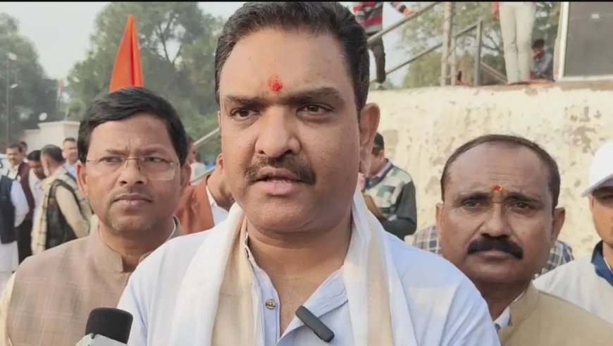 Lucknow News: योगी (Yogi) का बुलडोजर शक्ति और सख्ती का है प्रतीक- असीम अरुण