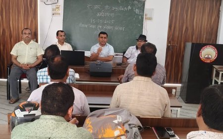 Hardoi News: नव नियुक्त ए आर पी का उन्मुखीकरण कार्यक्रम आयोजित। 