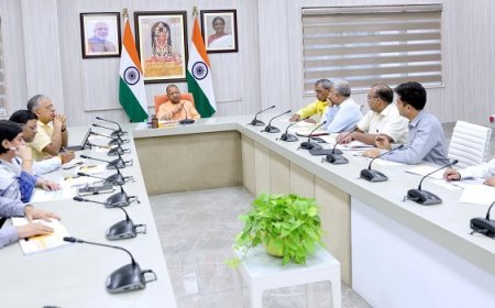 Lucknow News: मुख्यमंत्री ने पंचायतीराज विभाग की समीक्षा बैठक- ग्राम पंचायतों के कार्यों में पारदर्शिता को दें बढ़ावा। 