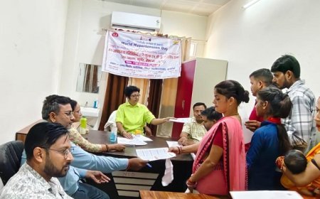 Hardoi News: जनपद में आयोजित हुआ विश्व हाइपरटेंशन दिवस, 141 लोगों की स्क्रीनिंग हुयी, कुल 33 लोग हाइपरटेंशन से ग्रसित मिले। 