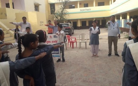 Hardoi News: बाल विवाह का खात्मा करने को लेकर बच्चों को शपथ दिलाकर किया जागरूक। 