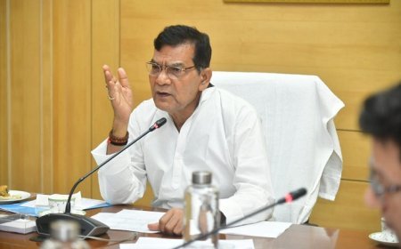 UP News: ऊर्जा मंत्री ए.के. शर्मा ने विद्युत् आपूर्ति बहाली में आ रहे व्यवधानों को दूर करने के कार्यों की समीक्षा कर दिए जरूरी निर्देश। 