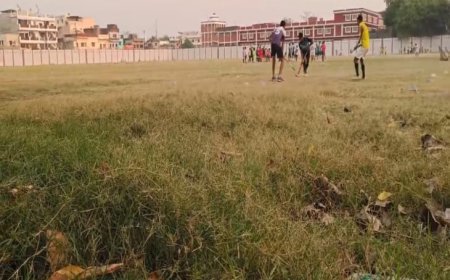 Sultanpur News: सुल्तानपुर के पंतस्पोर्ट्स स्टेडियम में बदहाली, करोड़ों खर्च के बाद भी खिलाड़ियों को बुनियादी सुविधाओं का अभाव, जताई नाराजगी