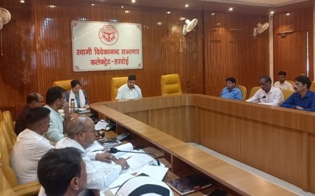 Hardoi News: पारिवारिक लाभ योजना के आवेदनों का समय सीमा के अंतर्गत हो निस्तारण - जिलाधिकारी