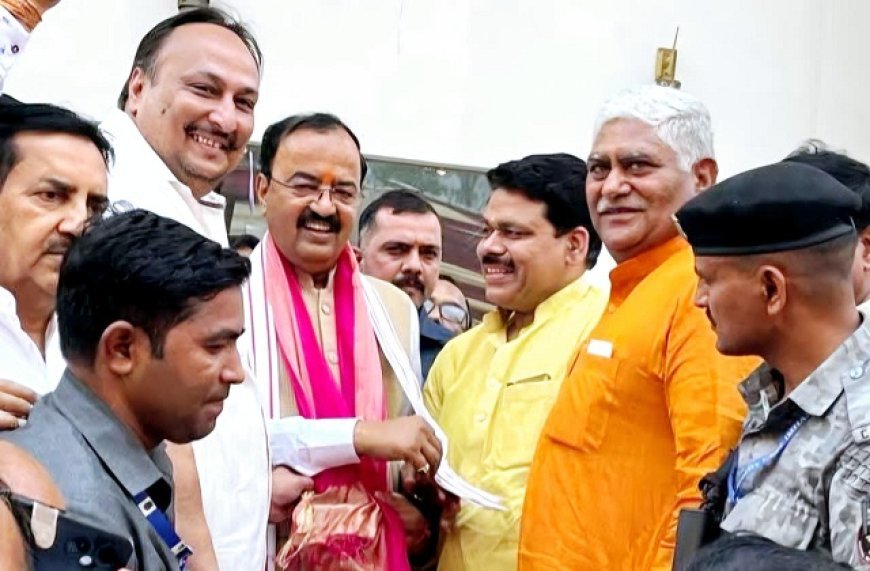 Deoband News: नितिन गुप्ता ने की उपमुख्यमंत्री से की मुलाकात, पटका पहनाकर किया सम्मानित।