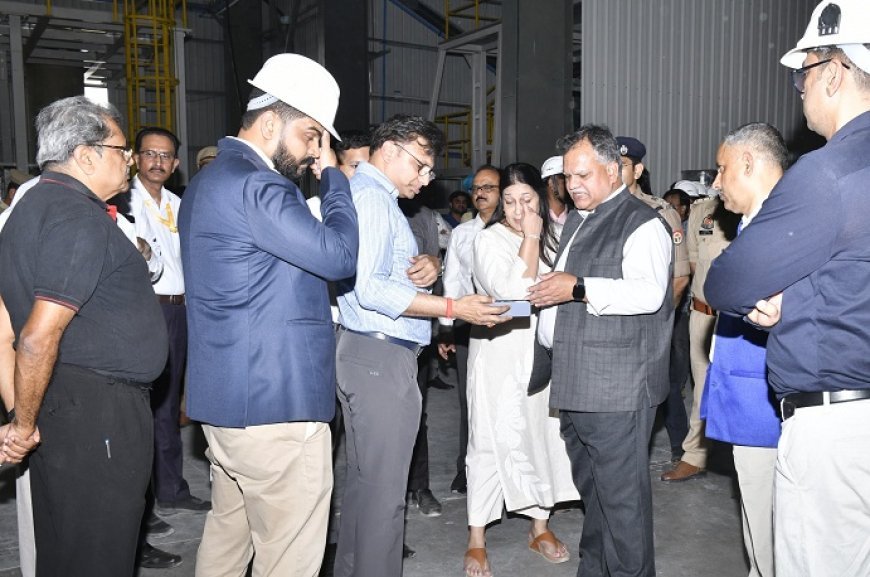 UP News: मुख्य सचिव ने जेवर एयरपोर्ट के कार्यों का किया स्थलीय निरीक्षण और निर्माण कार्यों की प्रगति पर संबंधित अधिकारियों के साथ बैठक कर दिये आवश्यक दिशा-निर्देश। 