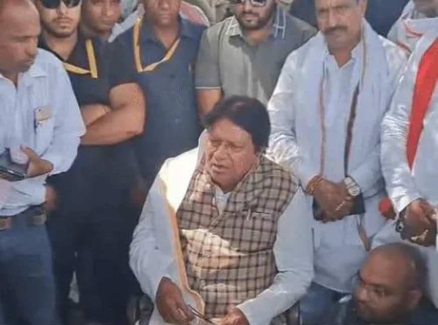 Hathras News: दलित बच्चे की हत्या पर सपा सांसद सुमन ने जताया शोक, एसपी से की वार्ता। 