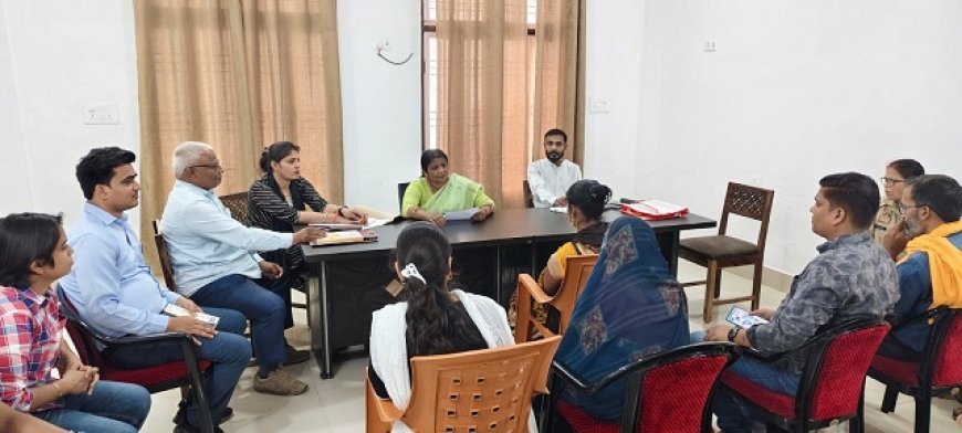 Ballia News: सदस्य,उ0प्र0 राज्य महिला आयोग ने सुनी पीड़ित महिलाओं की समस्याएं। 