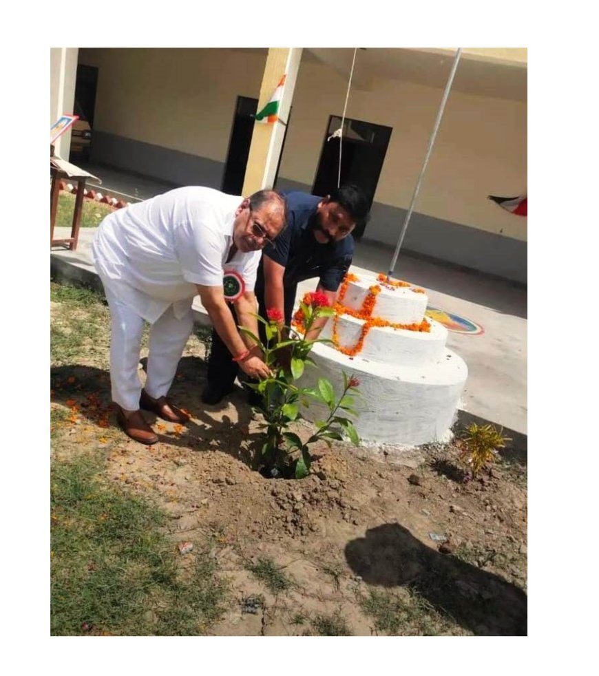 Hardoi News: जन्मदिन पर 70 पौधे लगाकर सजीव अग्रवाल ने दिया पर्यावरण संरक्षण का प्रेरक संदेश