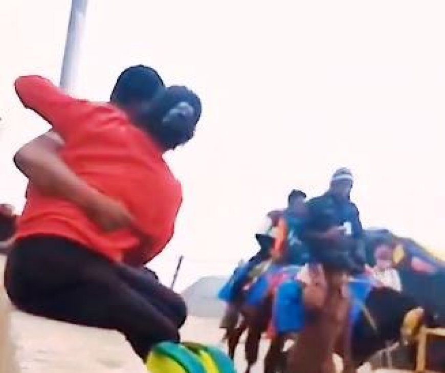 अश्लीलता: 'केदारनाथ धाम में कपल का किस करते वायरल वीडियो, श्रद्धालुओं में आक्रोश, प्रशासन सतर्क'