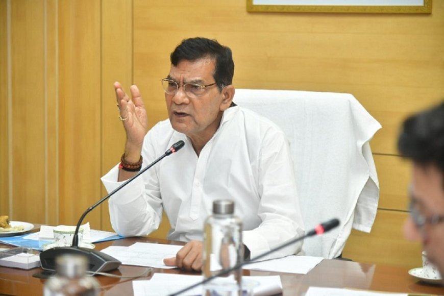 UP News: ऊर्जा मंत्री ए.के. शर्मा ने विद्युत् आपूर्ति बहाली में आ रहे व्यवधानों को दूर करने के कार्यों की समीक्षा कर दिए जरूरी निर्देश। 