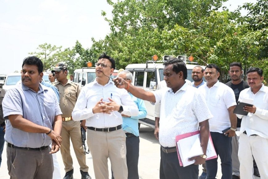 Siddharthnagar News: विशेष सचिव ने किया विकास कार्यों का निरीक्षण, इंडो-नेपाल बॉर्डर रोड और विश्वविद्यालय पर दिया जोर। 