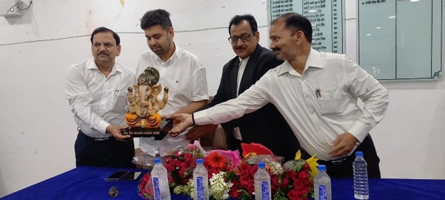 Hardoi News: अधिवक्ताओं के सहयोग से त्वरित और गुणवत्तापूर्ण न्याय सुनिश्चित करेंगे- जिलाधिकारी अनुनय झा। 