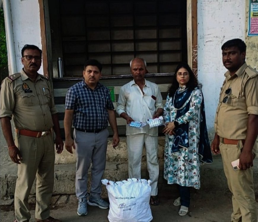 Gonda News: बभनजोत में दो अवैध मेडिकल स्टोर पर छापा- ₹1.15 लाख की दवाएं सीज, चार नमूने जांच को भेजे। 