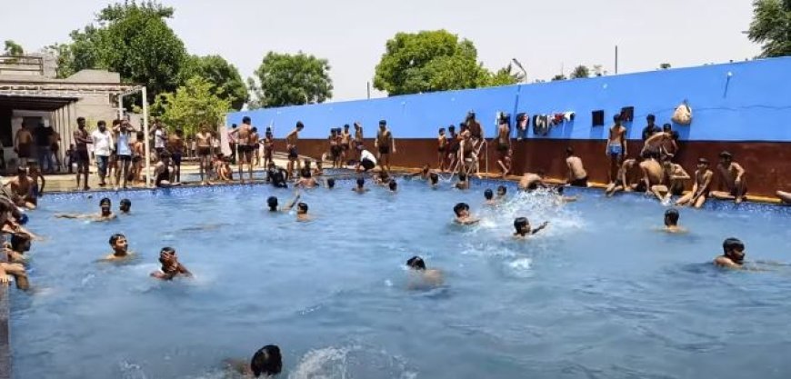 Farrukhabad News: फर्रुखाबाद में अवैध स्विमिंग पूलों पर डीएम की सख्त नजर, बिना अनुमति और सुरक्षा के संचालन पर कार्रवाई के आदेश