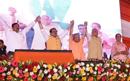 Lucknow News: राष्ट्रनायकों और नायिकाओं से प्रेरणा लेने वालों की राह में कोई भी ताकत बाधा नहीं बन सकती : योगी (Yogi) आदित्यनाथ