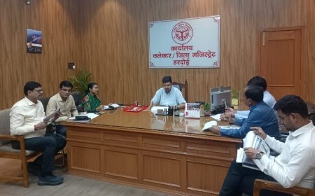 Hardoi News: जिलाधिकारी की अध्यक्षता में एनएच-731 परियोजना पर बैठक, परियोजना अवरोधों का निस्तारण।  
