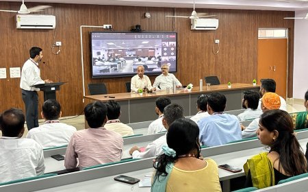 Lucknow News: भाषा विवि में संपन्न हुआ नैक निरीक्षण, ख़्वाजा मुईनुद्दीन चिश्ती भाषा विश्वविद्यालय लखनऊ में त्रिदिवसीय नैक निरीक्षण का समापन