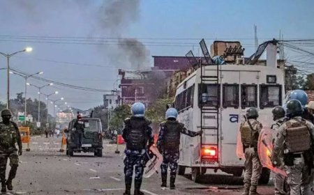 Trending: मणिपुर में अरामबाई तेंगगोल नेता की गिरफ्तारी के बाद हिंसा, पांच जिलों में कर्फ्यू, इंटरनेट बंद।