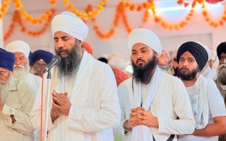 UK News: गुरु हरगोविंद सिंह जी व भक्त कबीर जी के प्रकाशोत्सव को समर्पित धार्मिक समागम संपन्न। 