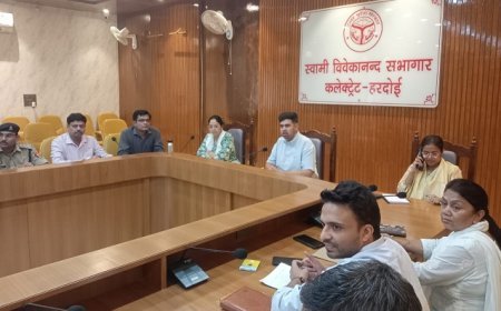 Hardoi News: योग सप्ताह के आयोजन के सम्बन्ध में हुई बैठक। 