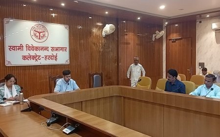 Hardoi News: जल जीवन मिशन समीक्षा बैठक: शिकायतों पर त्वरित कार्रवाई के निर्देश, एनसीसी कंपनी को नोटिस जारी करने का आदेश। 