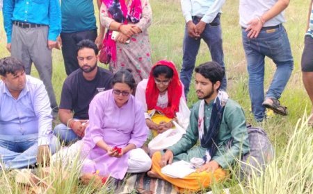 UK News: भूमि पूजन के साथ बरहैनी में कलैक्शन सेंटर का निर्माण प्रारम्भ। 