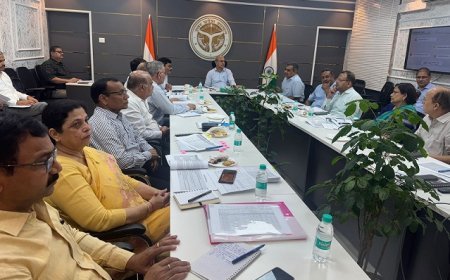 Lucknow News: उत्तर प्रदेश में खरीफ कृषि तैयारी पर उच्च-स्तरीय समीक्षा बैठक, कृषि उत्पादन आयुक्त ने उत्पादन बढ़ाने के निर्देश दिए। 