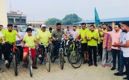 Sambhal News: योग सप्ताह में साइकिल मैराथन का आयोजन, युवाओं में दिखा जोश। 