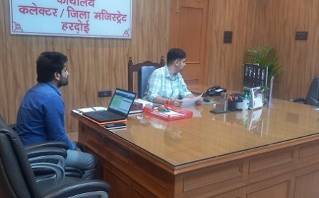 Hardoi News: जिलाधिकारी ने निराश्रित महिला पेंशन के पूर्ण संतृप्तीकरण के लिए किया वर्चुअल संवाद। 