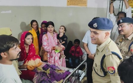 Hardoi News: एसपी का क्विक एक्शन- महिला चिकित्सालय से चोरी हुए नवजात को पुलिस ने बरामद किया, परिवार की खुशियां लौटीं, एसपी ने पुलिस टीम को 25,000 रू. देने की घोषणा की। 