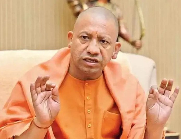 Gorakhpur: हर जिले में 100 तालाबों को मॉडल के रूप में विकसित करेगी योगी सरकार, ग्रे वाटर और प्लास्टिक से मुक्त होंगे मॉडल तालाब। 