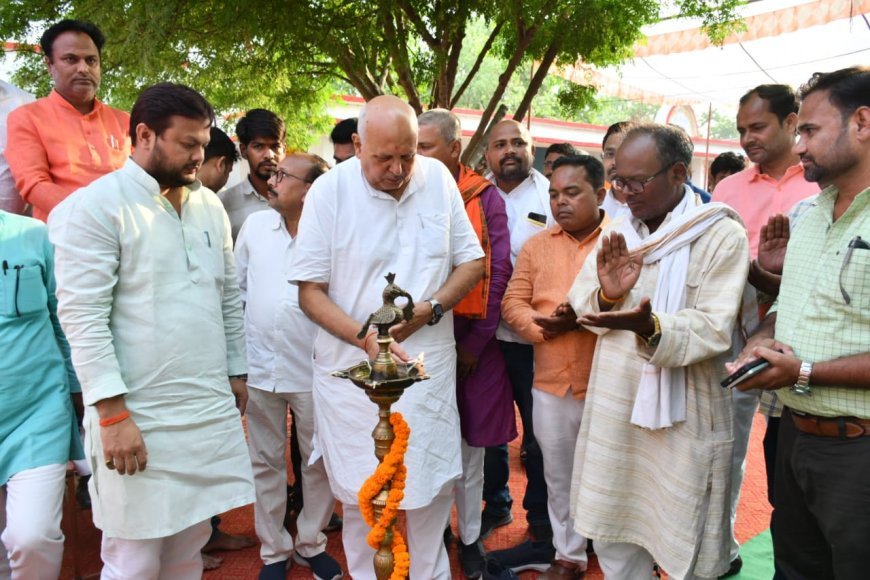 Lucknow News: विकसित कृषि संकल्प अभियान के तहत कृषि मंत्री ने किया गोरखपुर और देवरिया में किसानों से संवाद