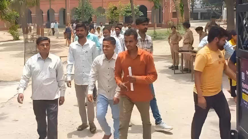 Hardoi News: हरदोई में बीएड परीक्षा 2025- चार कॉलेजों में 88.5% विद्यार्थियों ने दी परीक्षा, 11.5% ने छोड़ी