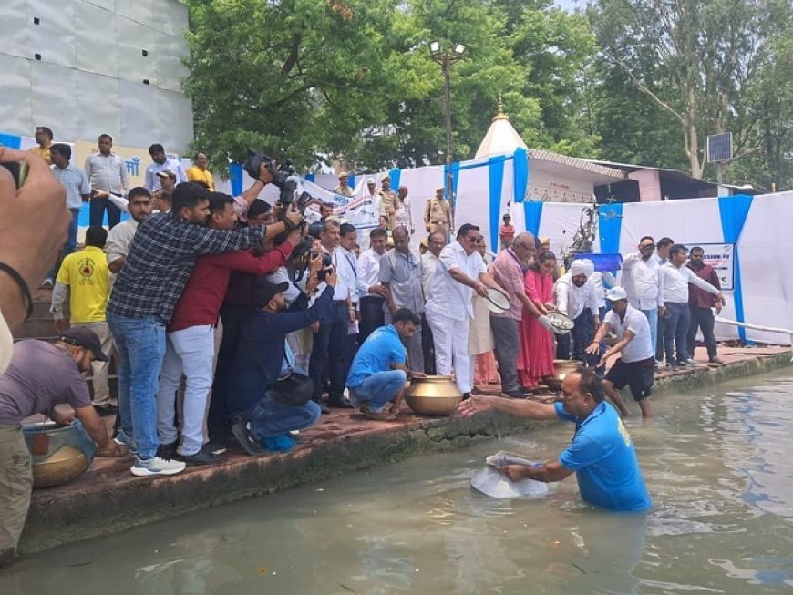Lucknow News: गंगा को दूषित करने वालों पर होगी कड़ी कार्रवाई - जल शक्ति मंत्री सी.आर. पाटिल