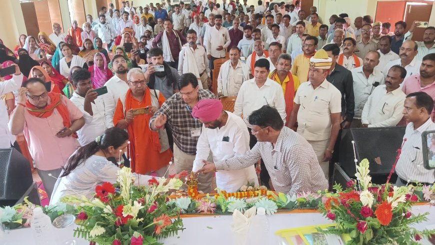 Lucknow News: 'लैब से लैंड' तक पहुंच वैज्ञानिकों ने 9.60 लाख किसानों से साधा संवाद, विकसित कृषि संकल्प अभियान 2025