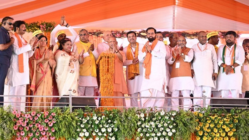 मुख्यमंत्री ने बहराइच को 1243 करोड़ की 384 विकास परियोजनाओं की दी सौगात, बोले- विदेशी आक्रांताओं का महिमामंडन बंद और राष्ट्रनायकों का सम्मान होना चाहिए। 