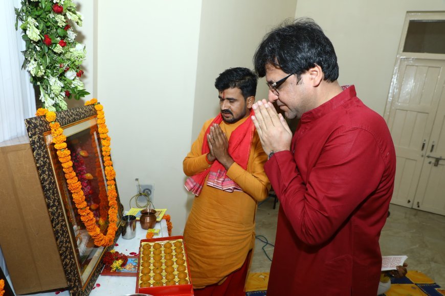 Lucknow News : आबकारी एवं मद्यनिषेध मंत्री नितिन अग्रवाल ने बड़े मंगल के अवसर पर किया भंडारे का आयोजन